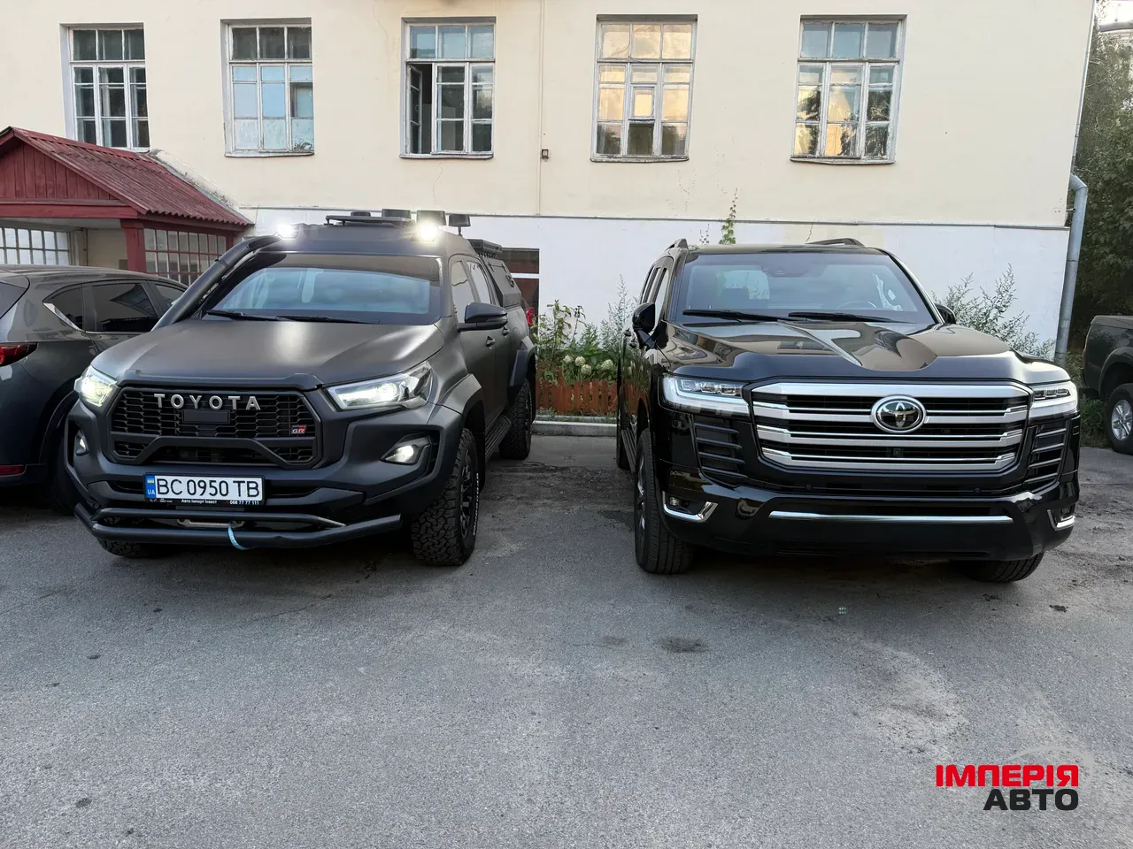 Toyota Hilux - фото 6