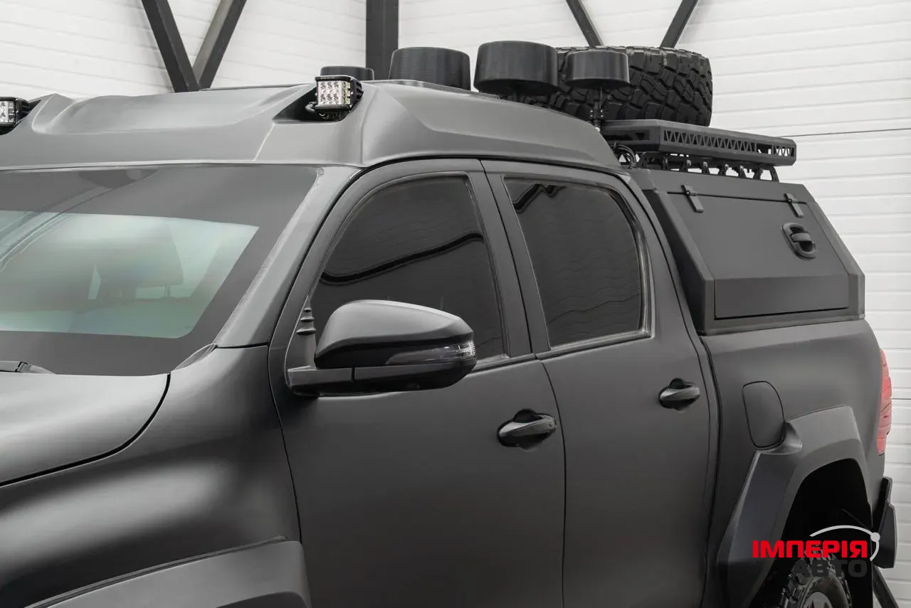 Toyota Hilux - фото 5