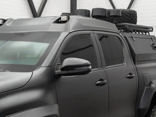 Toyota Hilux - фото 5