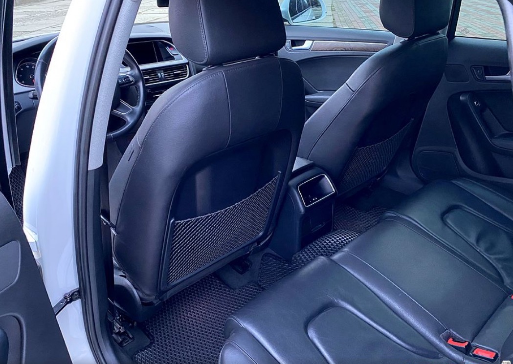 Audi A4 - фото 16