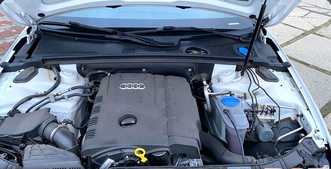 Audi A4 - фото 13