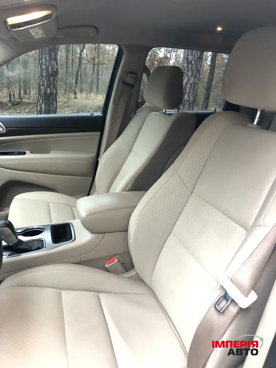 Jeep Grand Cherokee - фото 16