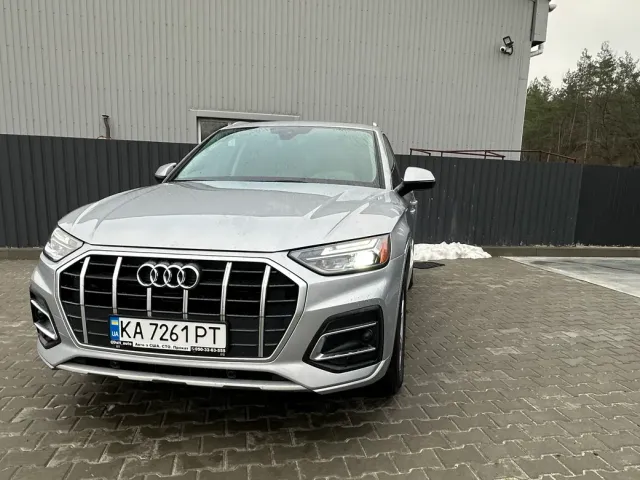 Audi Q5 - фото 1