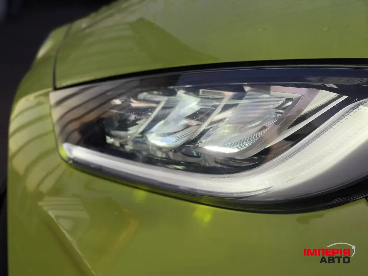 Toyota Yaris - фото 4