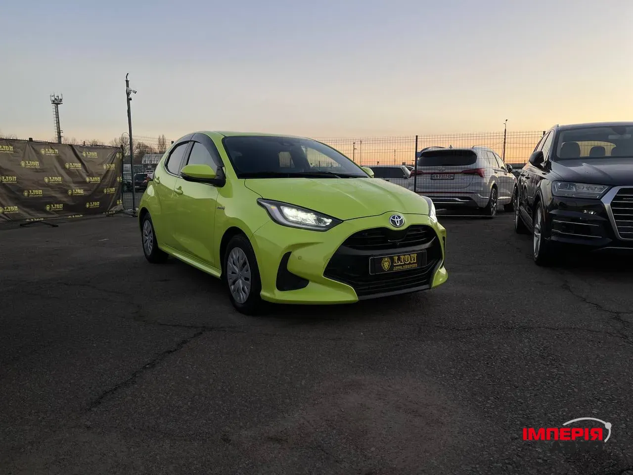 Toyota Yaris - фото 1