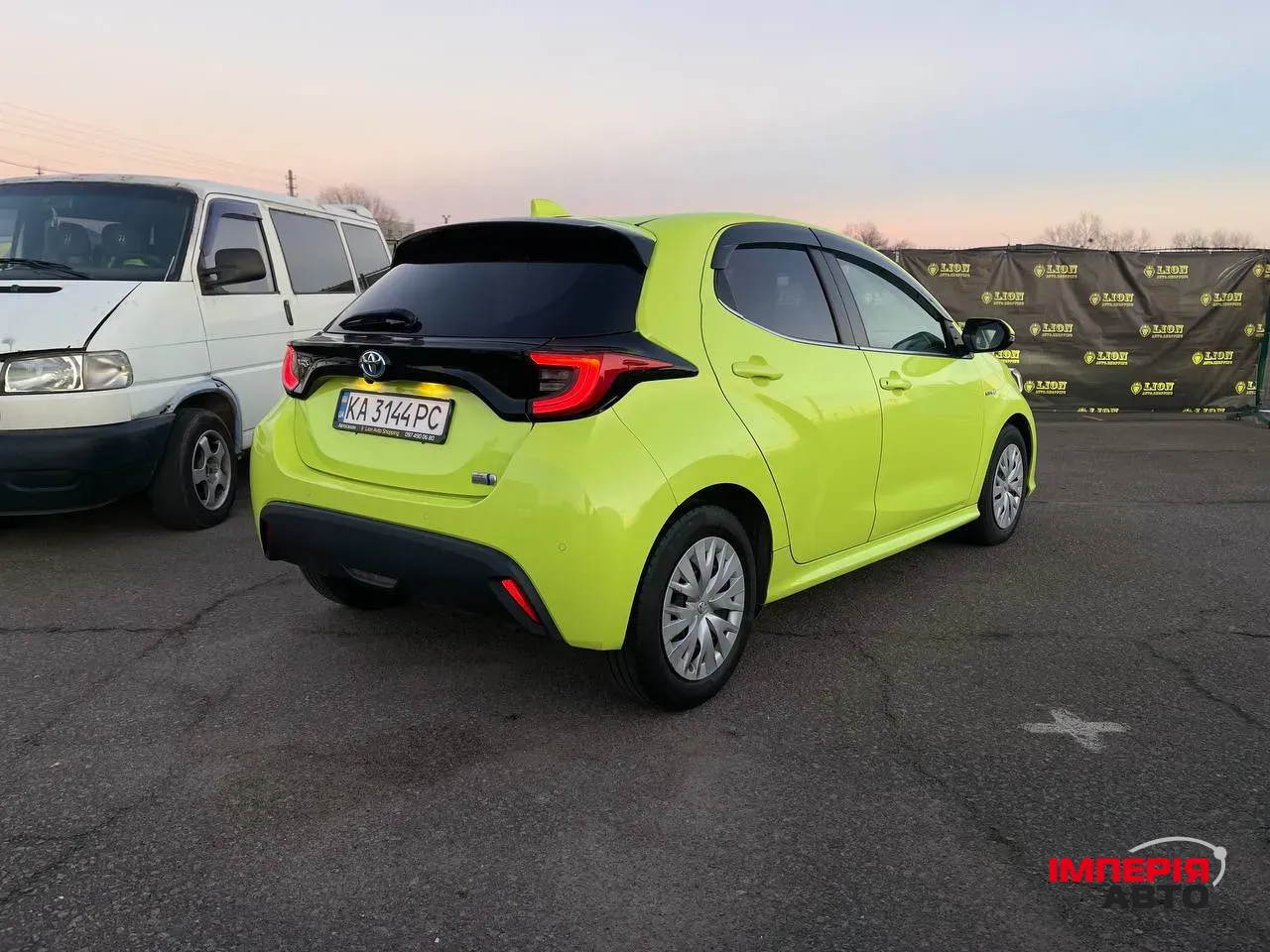 Toyota Yaris - фото 6