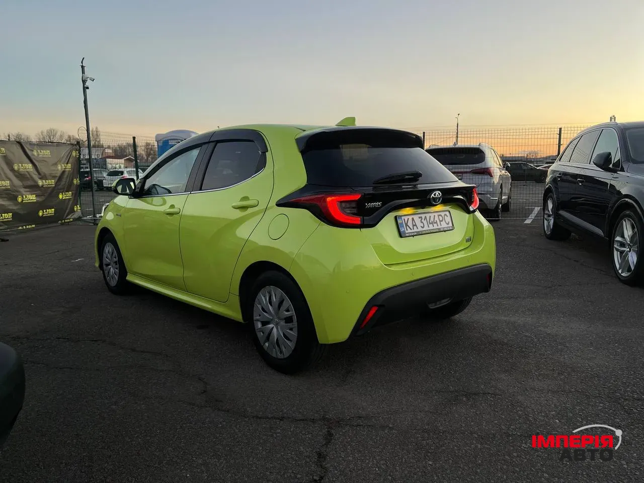 Toyota Yaris - фото 5