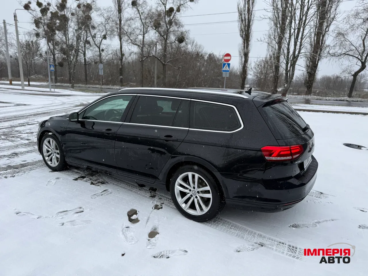 Volkswagen Passat - фото 4