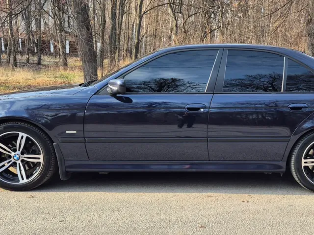 BMW 5 серії - фото 3