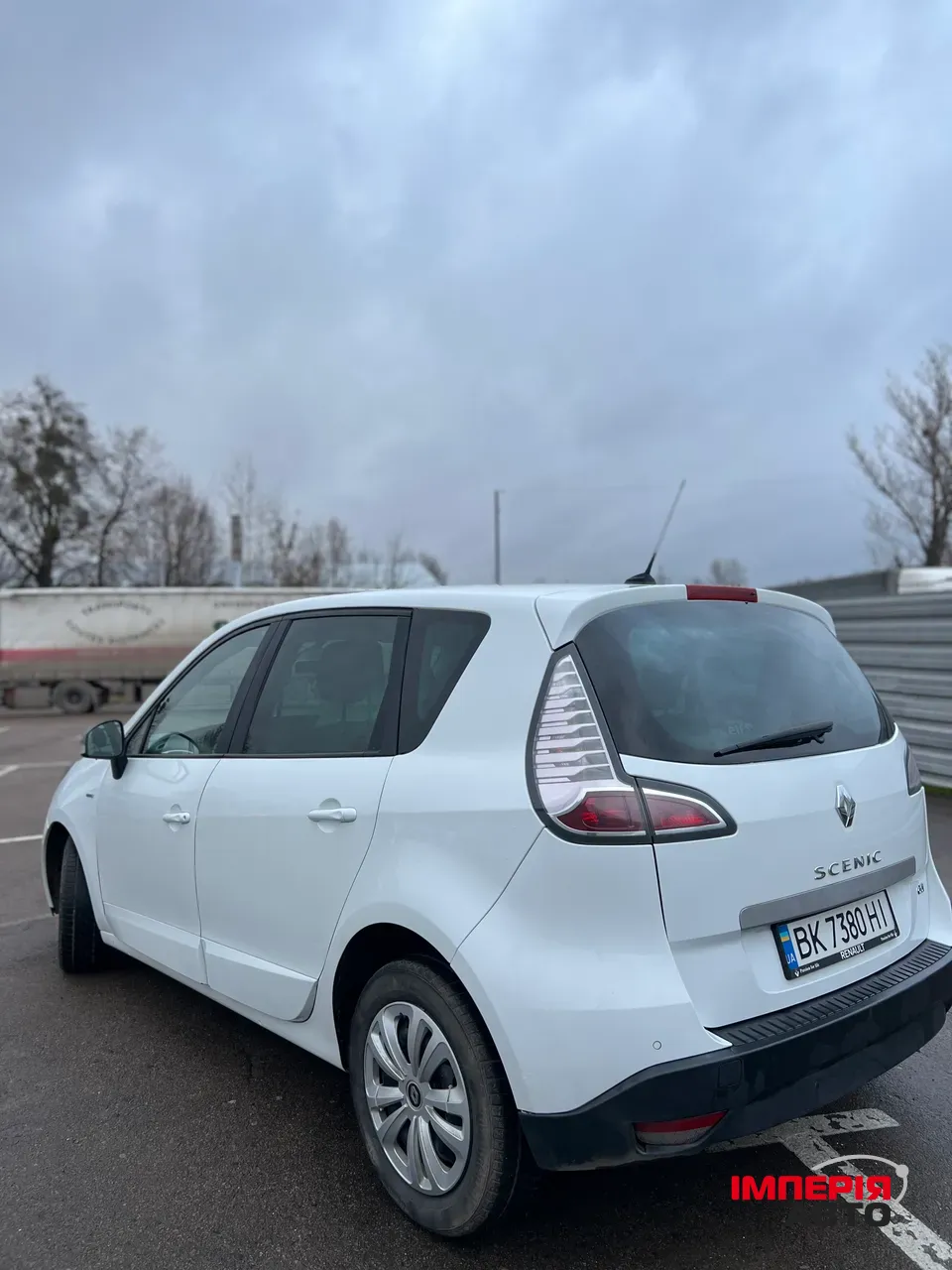 Renault Scenic - фото 5