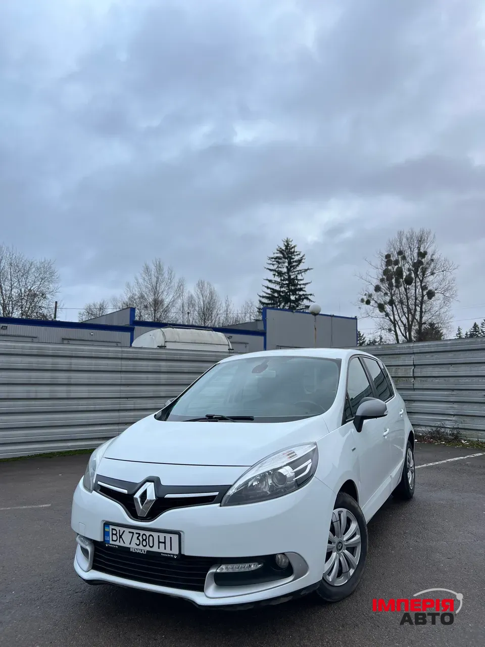 Renault Scenic - фото 2