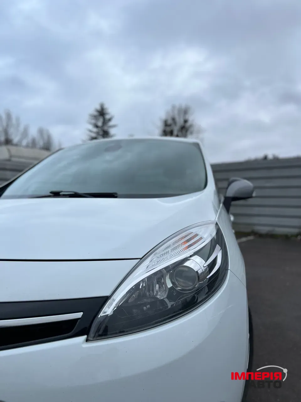 Renault Scenic - фото 10