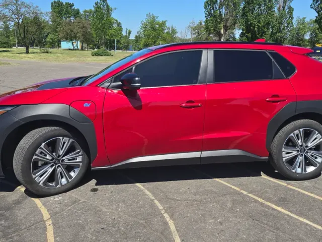 Subaru Solterra - фото 2