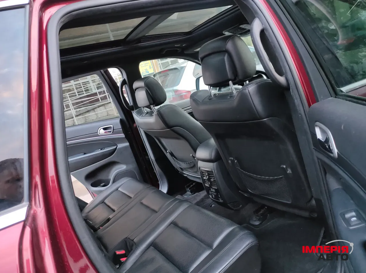 Jeep Grand Cherokee - фото 36