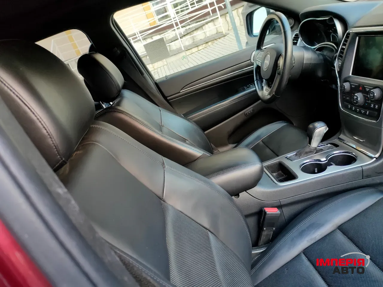 Jeep Grand Cherokee - фото 12