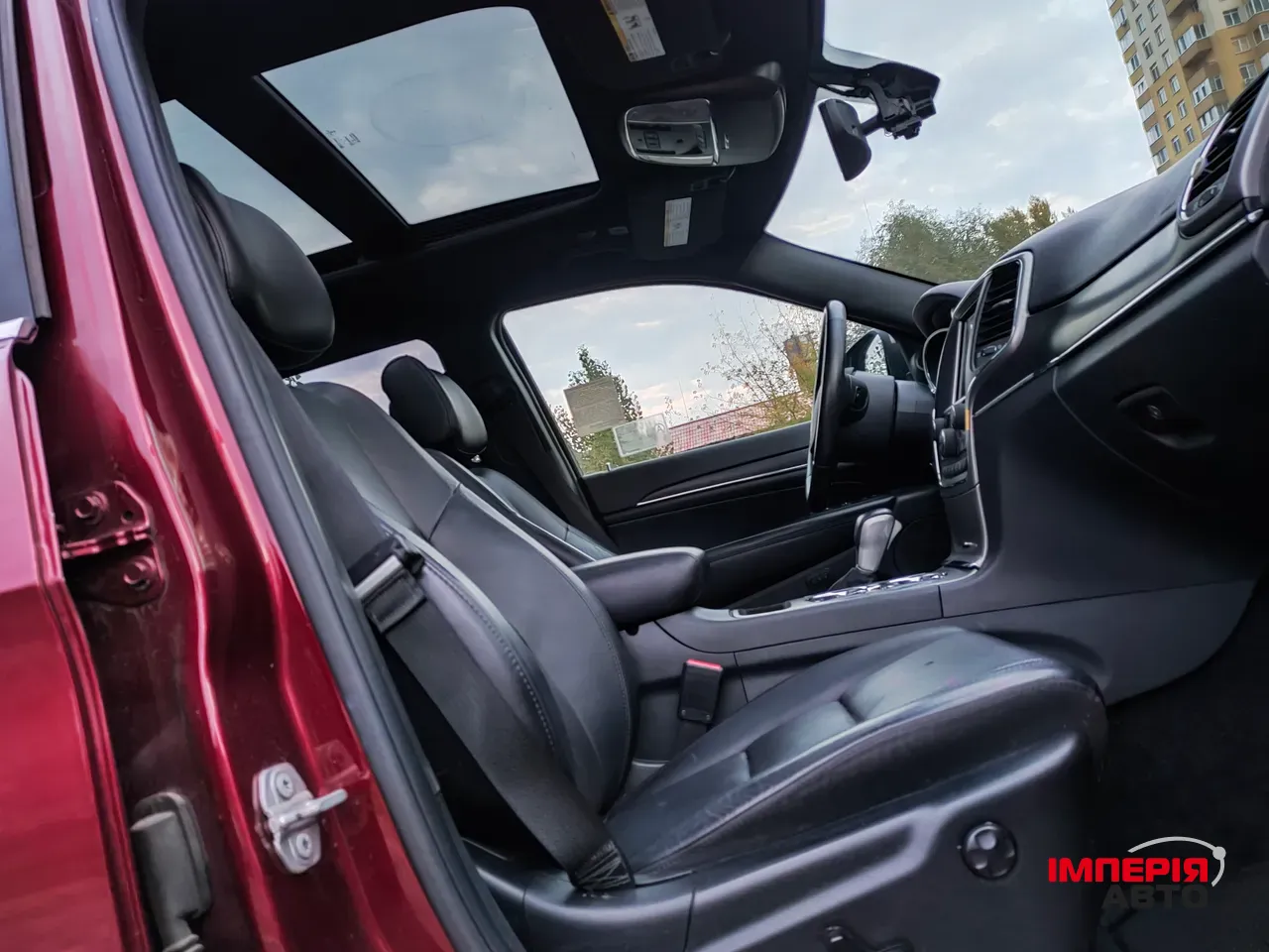 Jeep Grand Cherokee - фото 32