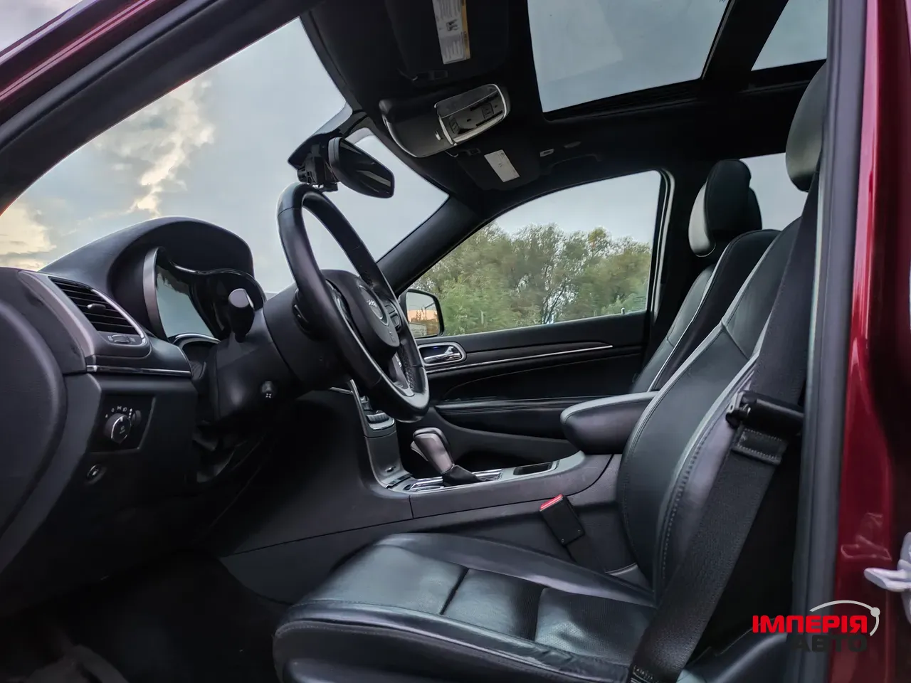 Jeep Grand Cherokee - фото 31