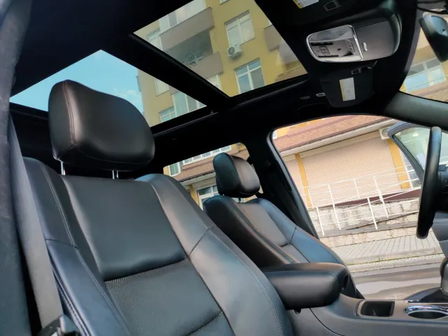 Jeep Grand Cherokee - фото 2