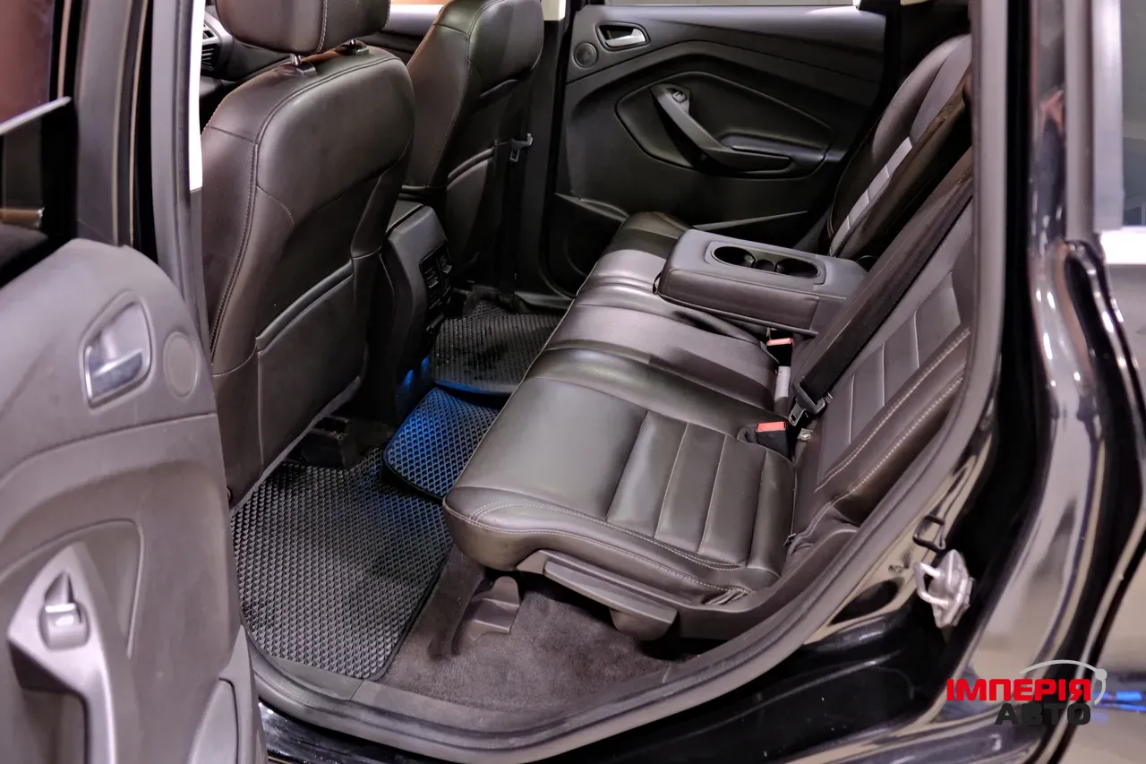 Ford C-MAX - фото 8