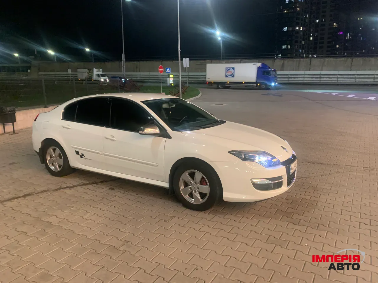 Renault Laguna - фото 7