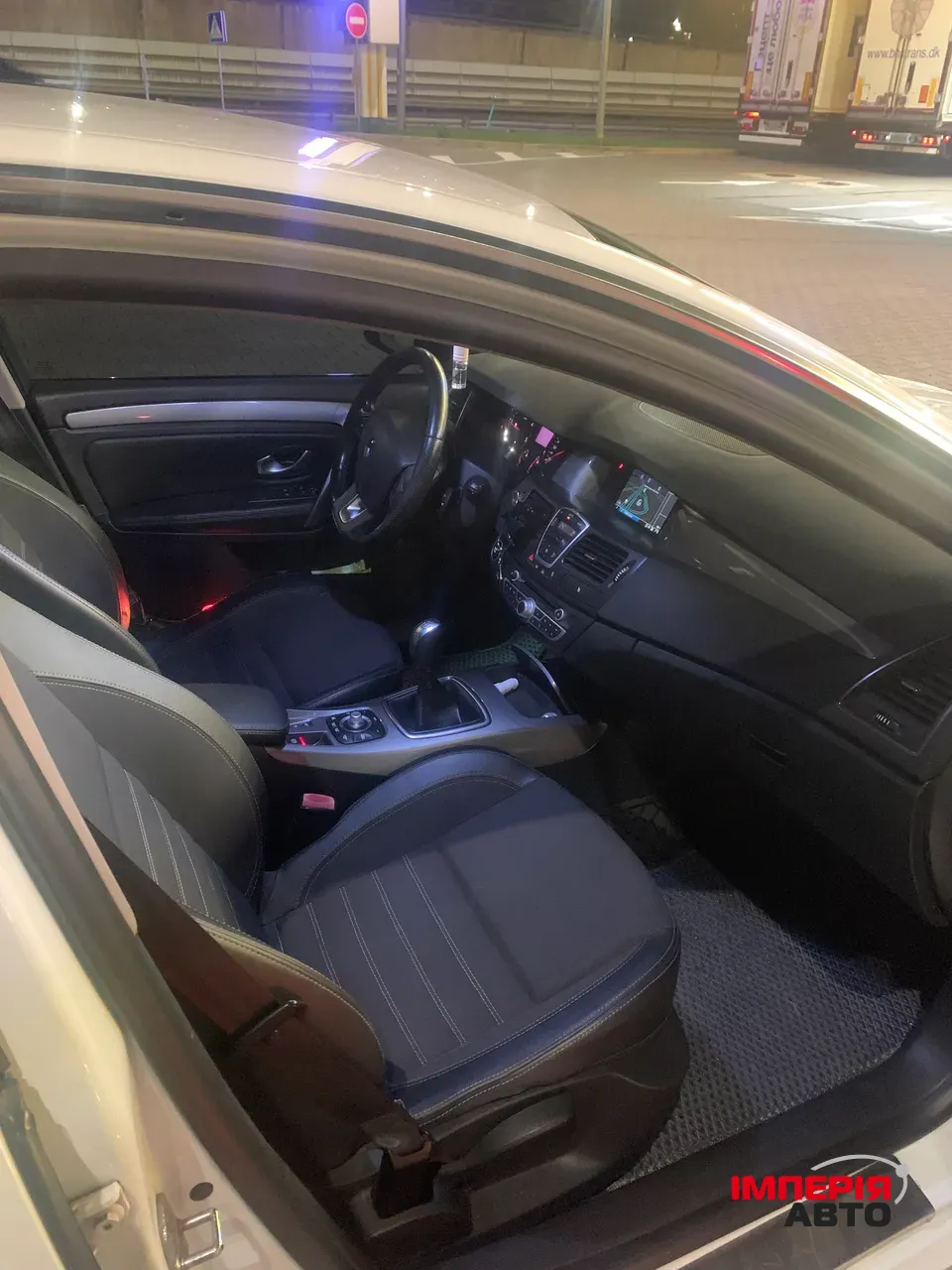 Renault Laguna - фото 16