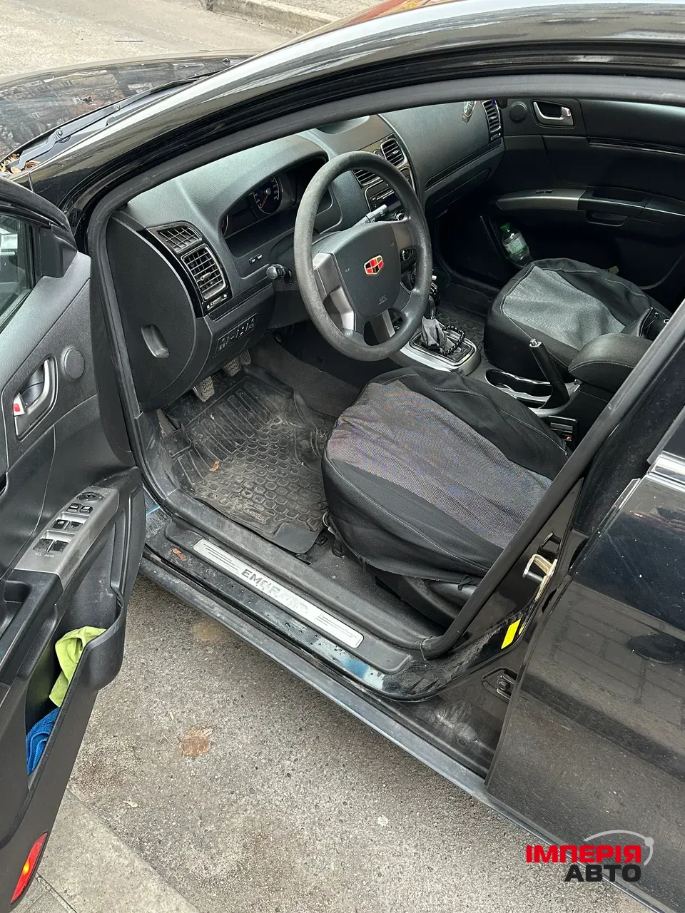 Geely Emgrand EC7 - фото 12