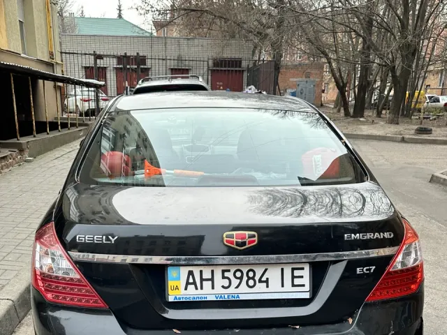Geely Emgrand EC7 - фото 5