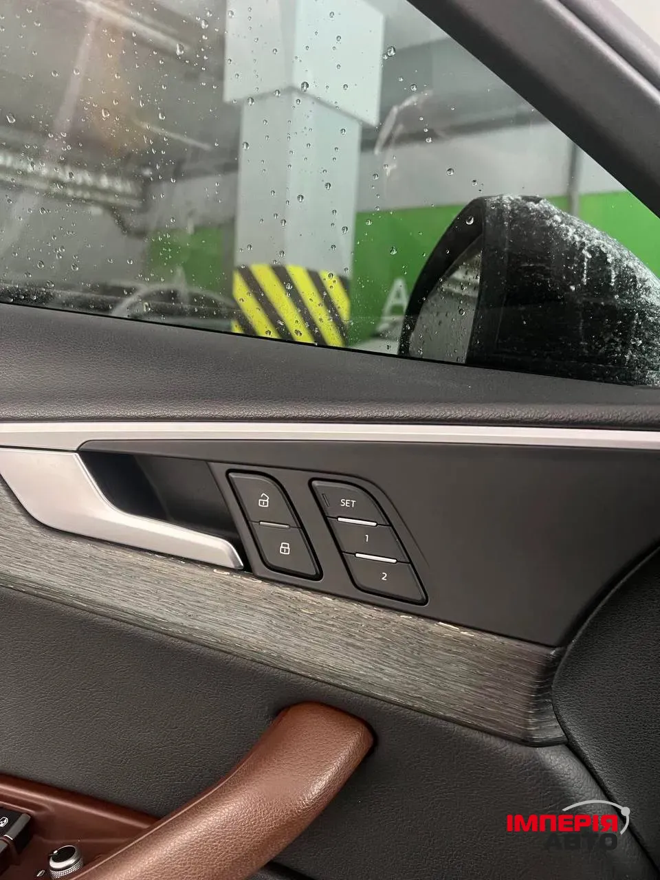 Audi A4 - фото 2