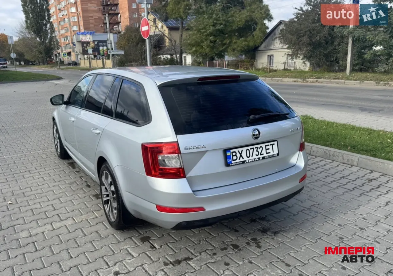 Skoda Octavia - фото 4
