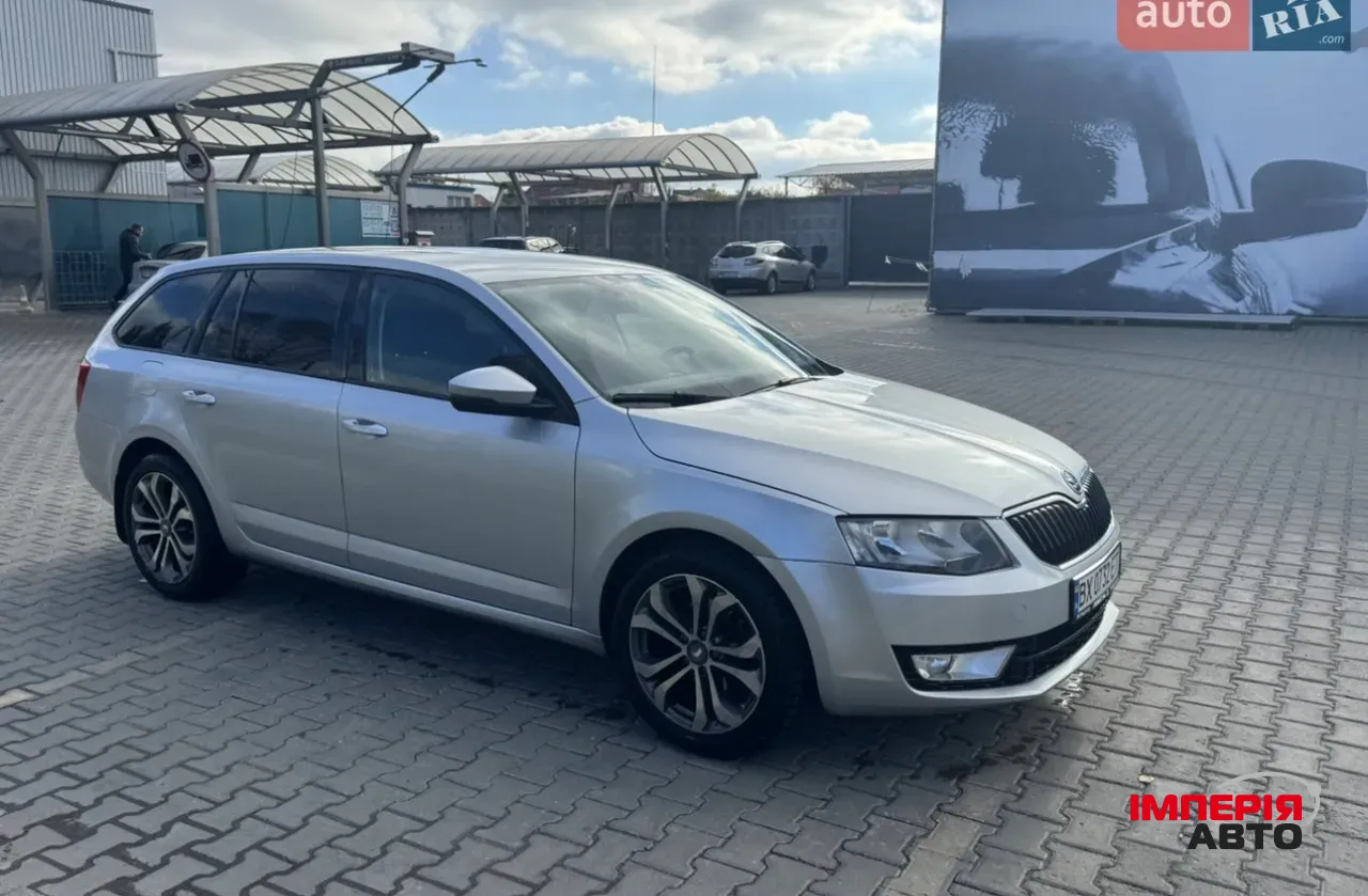 Skoda Octavia - фото 3