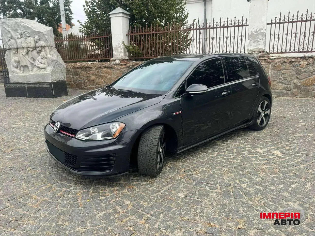 Volkswagen Golf GTI - фото 6