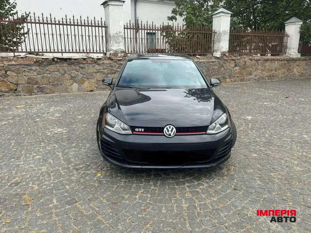 Volkswagen Golf GTI - фото 1