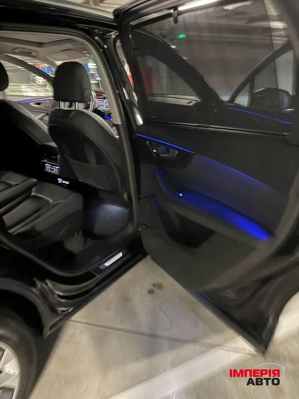 Audi Q7 - фото 18