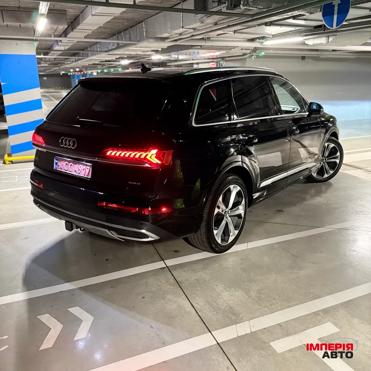 Audi Q7 - фото 2