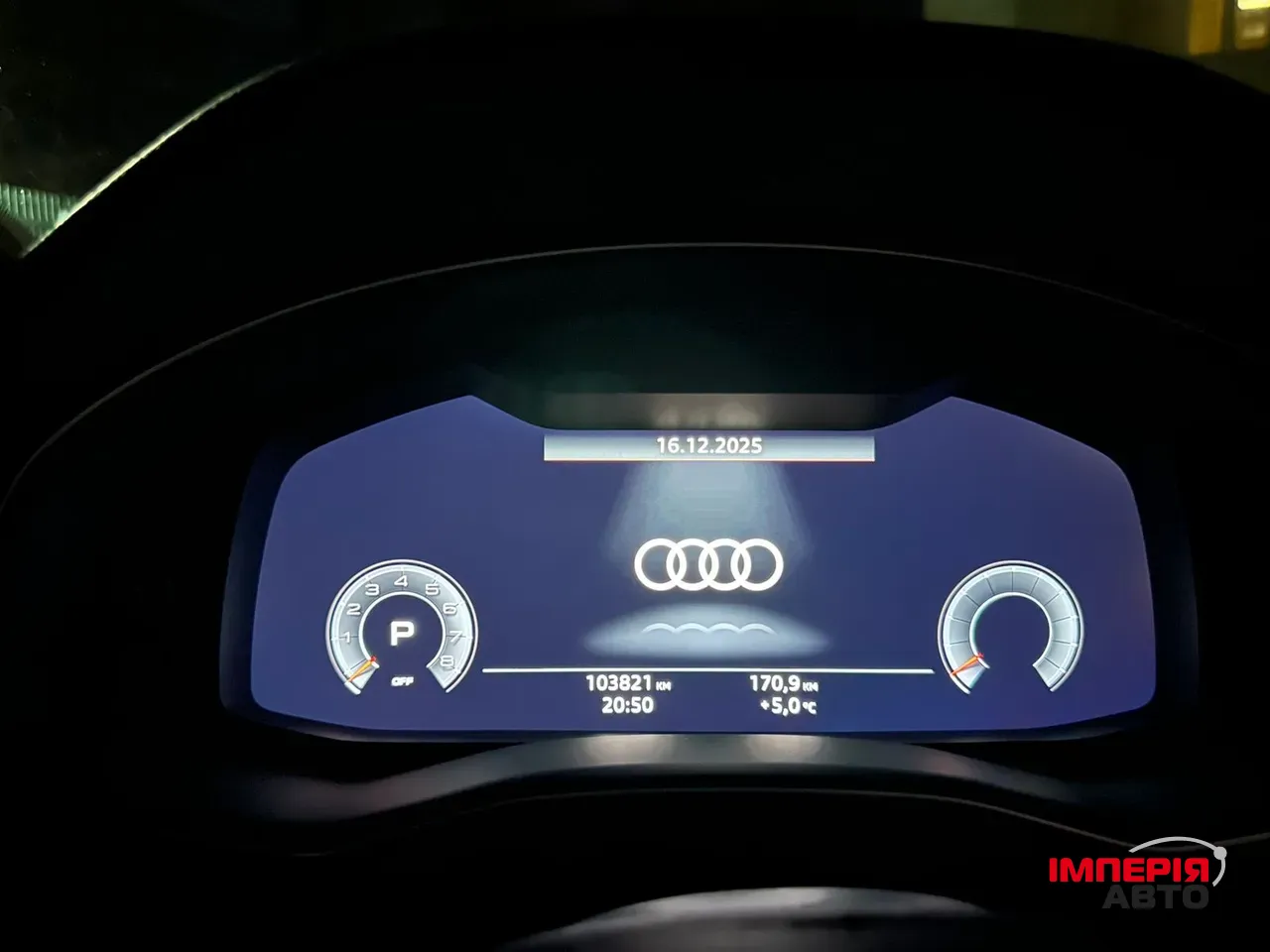 Audi Q7 - фото 29