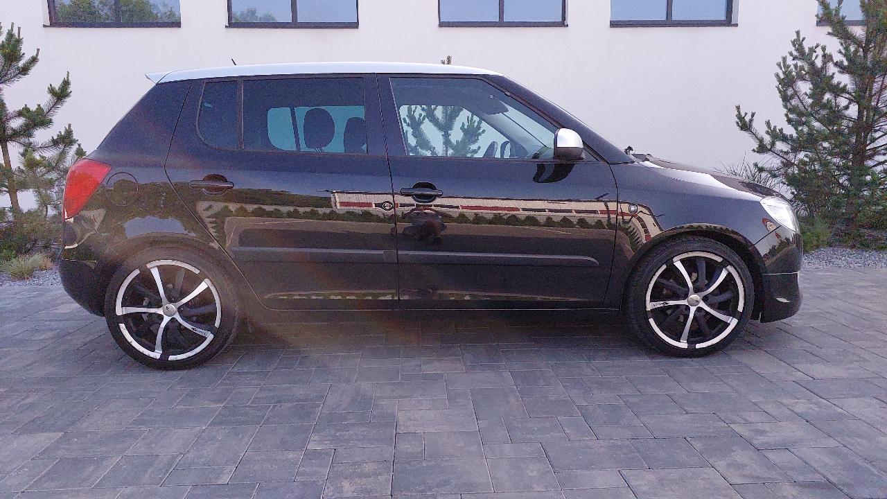 Skoda Fabia - фото 32