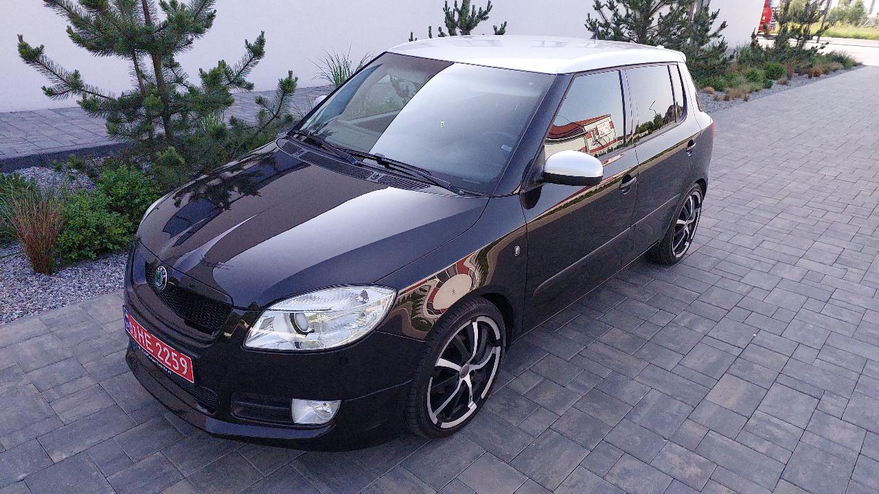 Skoda Fabia - фото 2