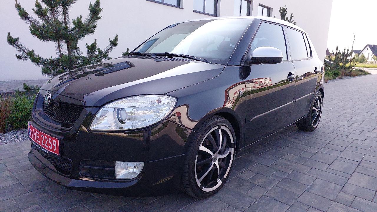 Skoda Fabia - фото 11