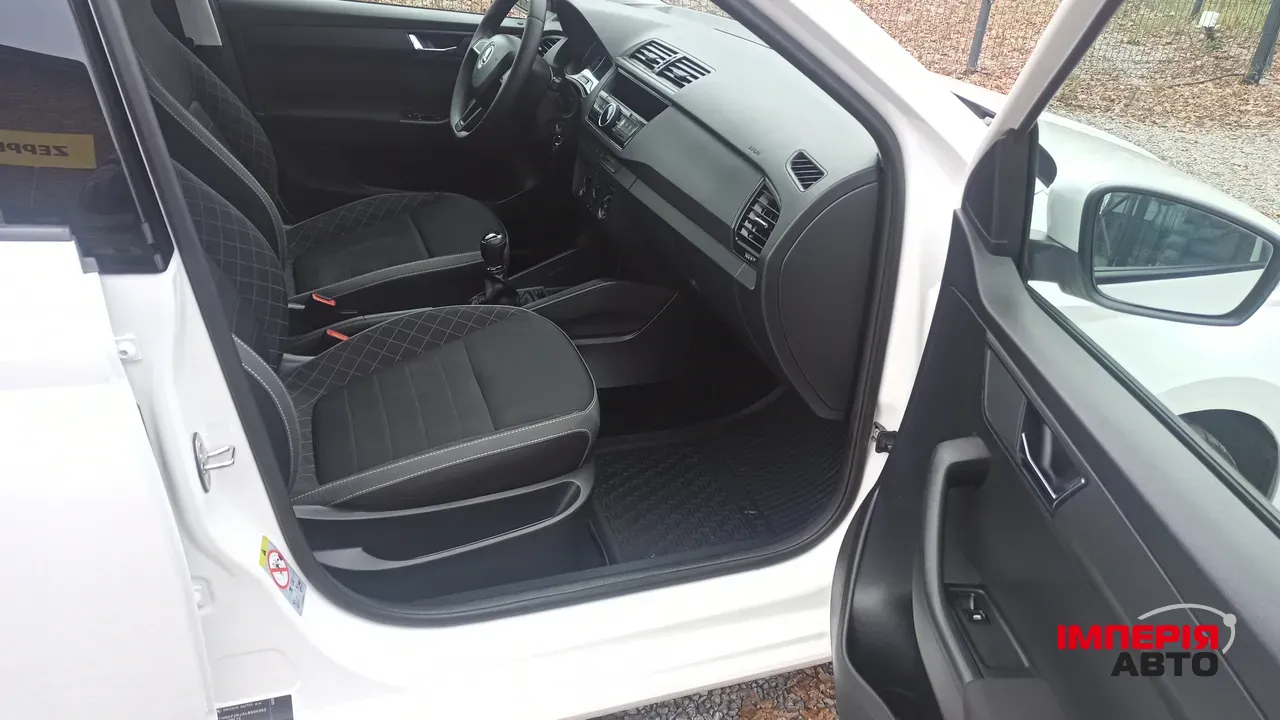 Skoda Fabia - фото 21