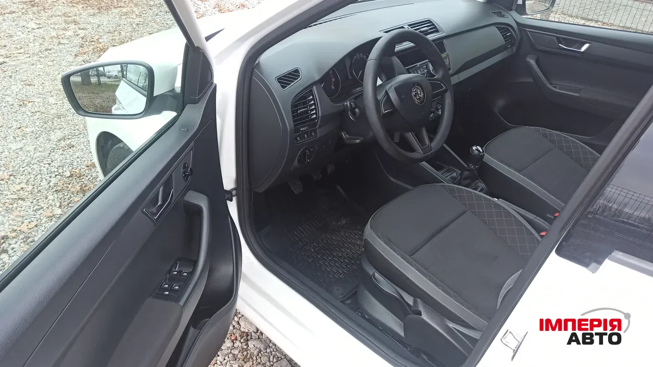 Skoda Fabia - фото 15