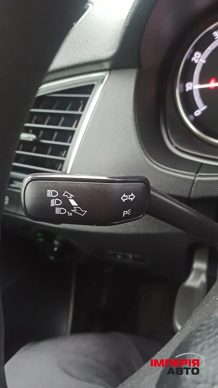 Skoda Fabia - фото 25