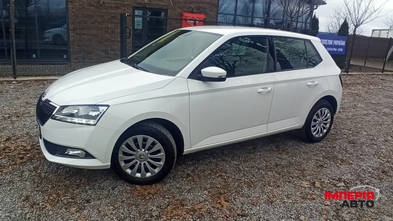 Skoda Fabia - фото 4