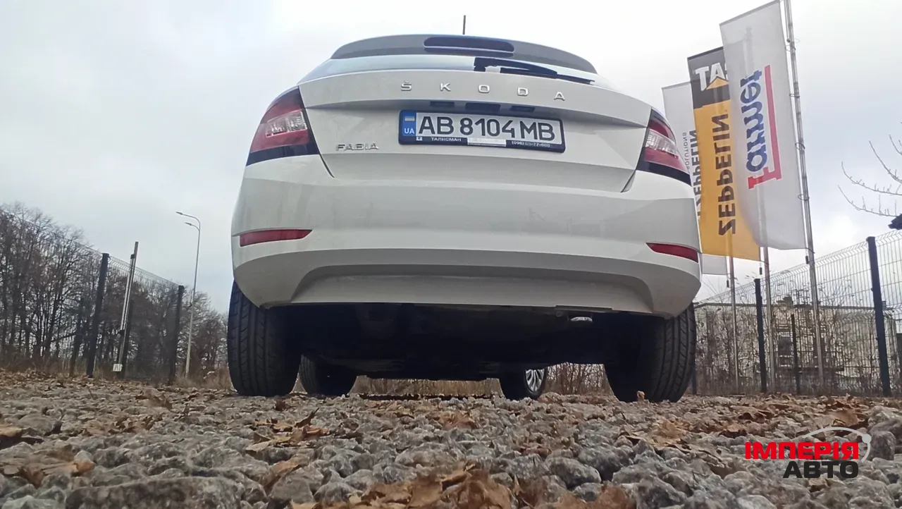 Skoda Fabia - фото 6