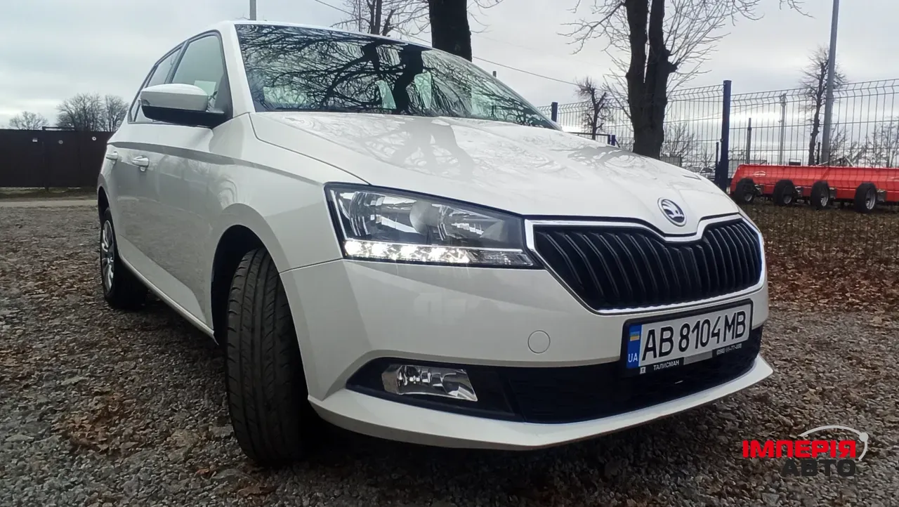 Skoda Fabia - фото 11