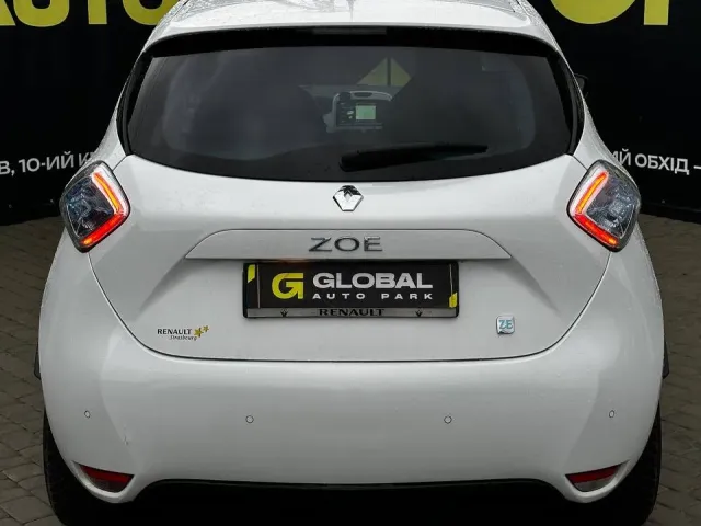 Renault ZOE - фото 4