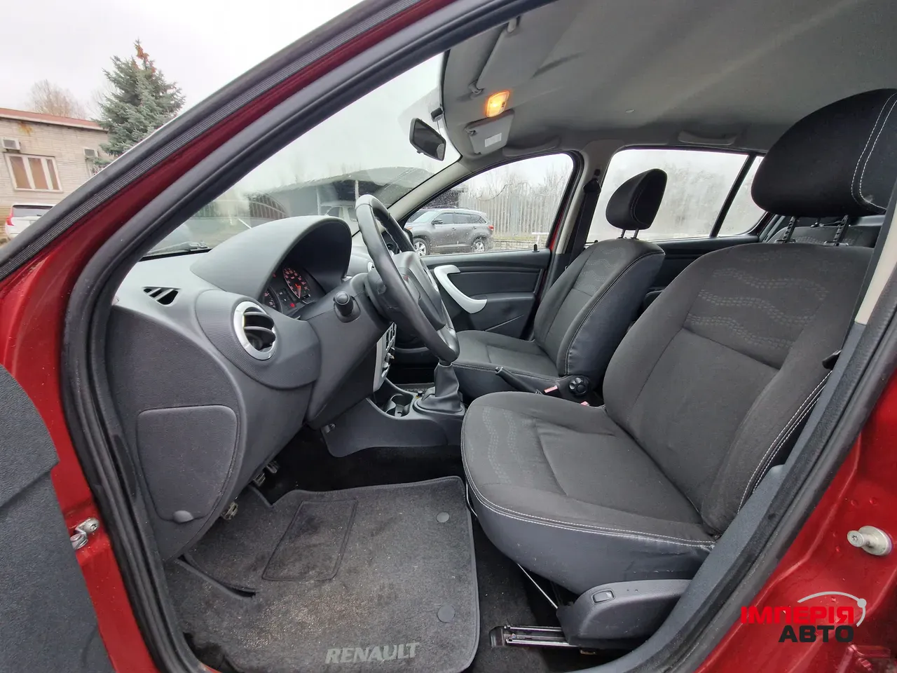 Renault Sandero - фото 13