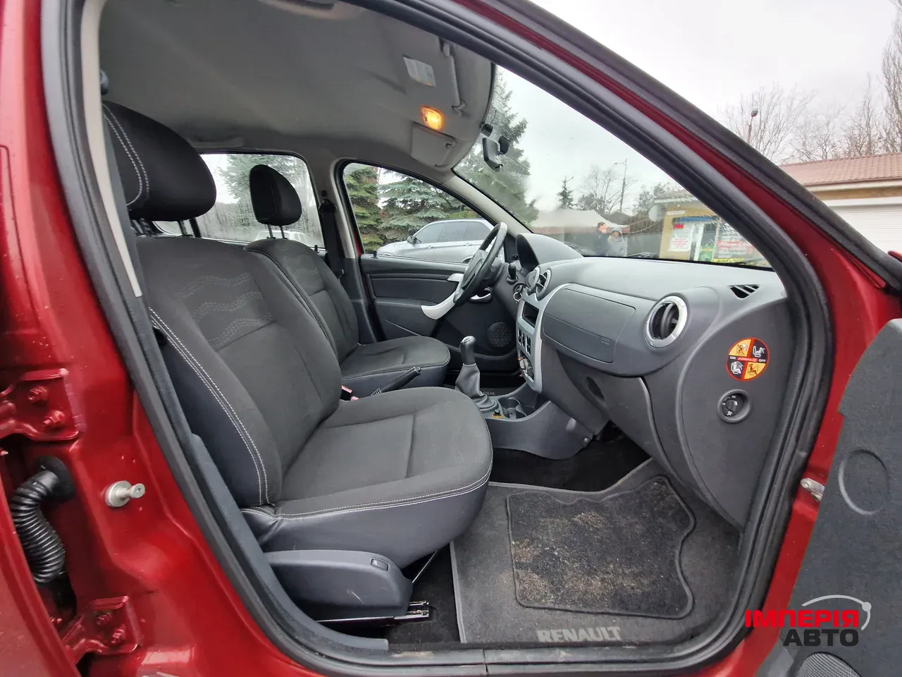 Renault Sandero - фото 20