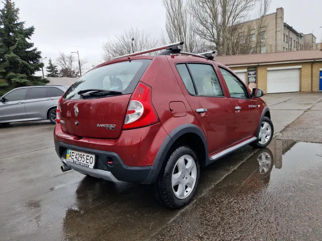 Renault Sandero - фото 4