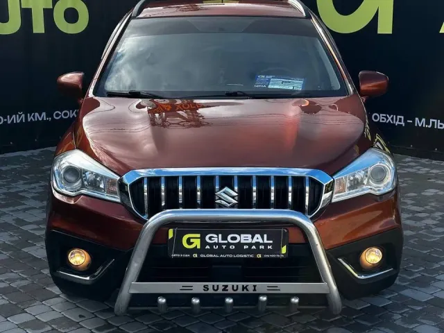 Suzuki SX4 - фото 1