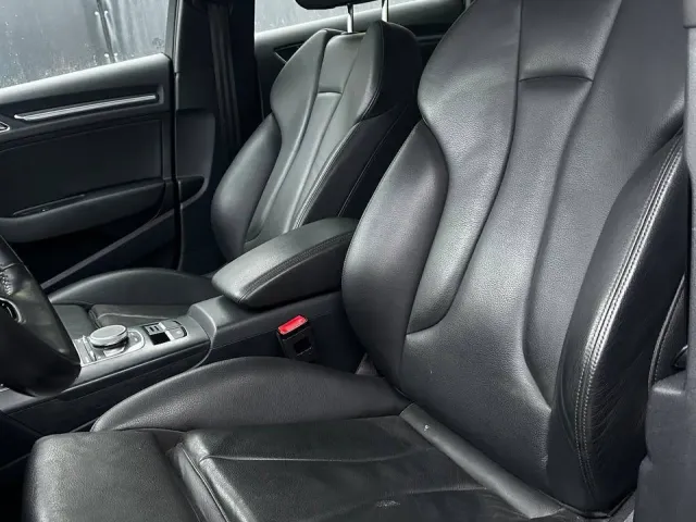 Audi A3 - фото 4